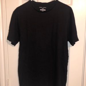 NEW LOOK BLACK TEE SHIRT